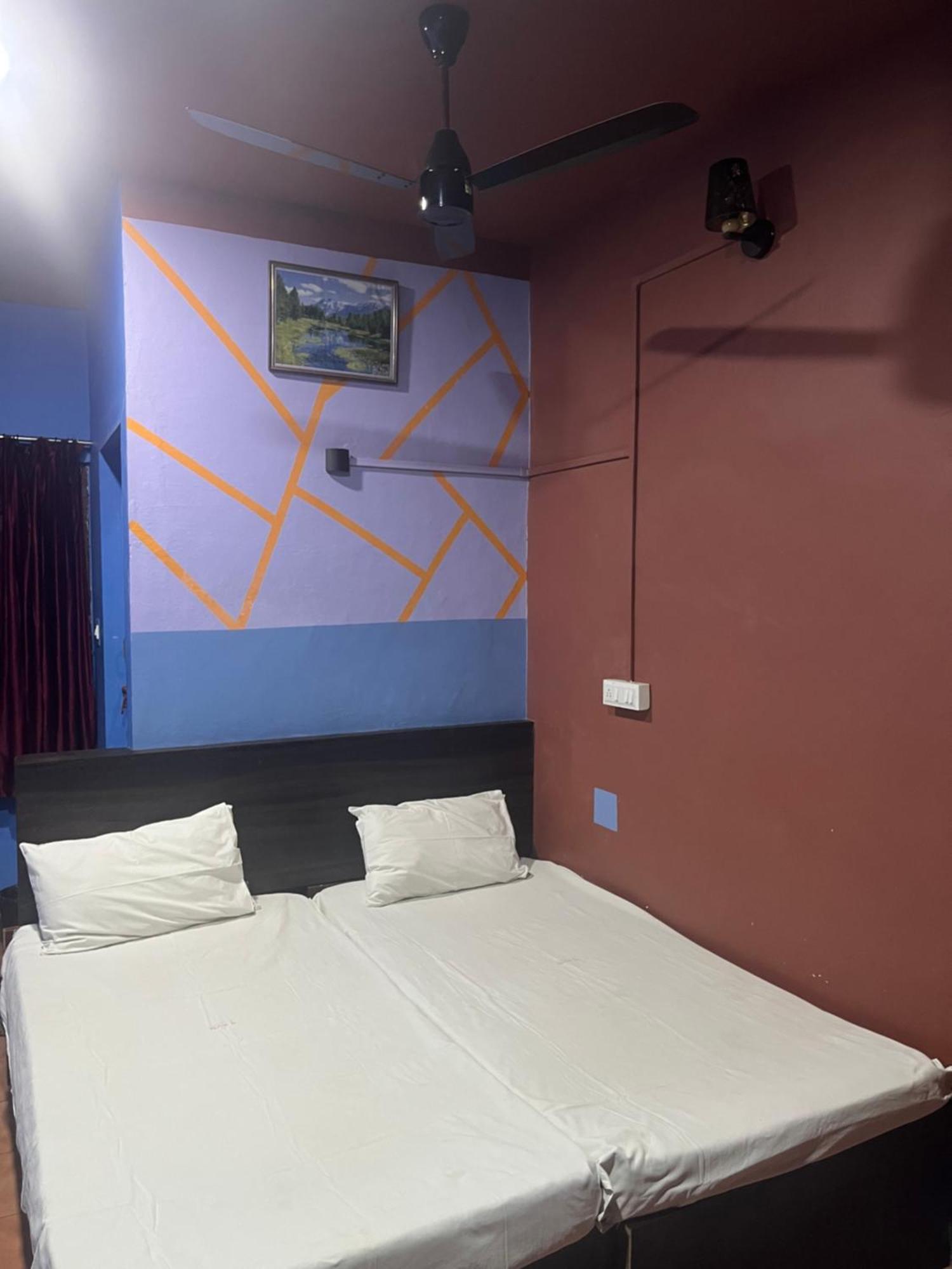 Kvm Tourist Home Palakkad Luaran gambar